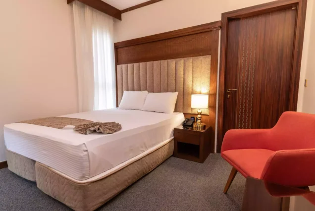 JMolkhotel-05
