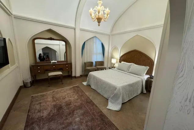 JMolkhotel-15