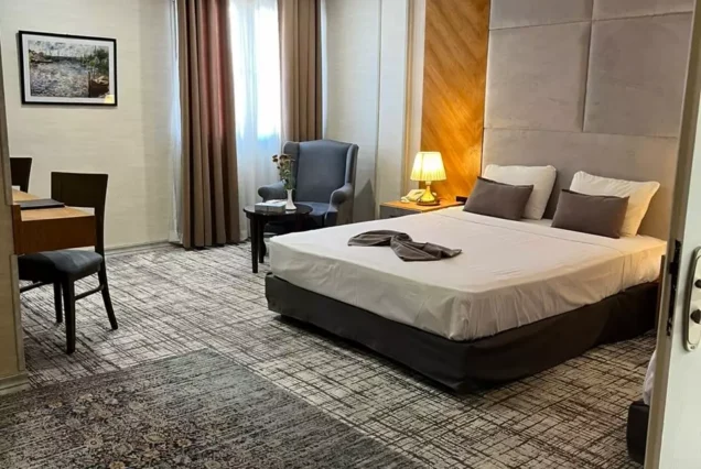 iranhotel-05