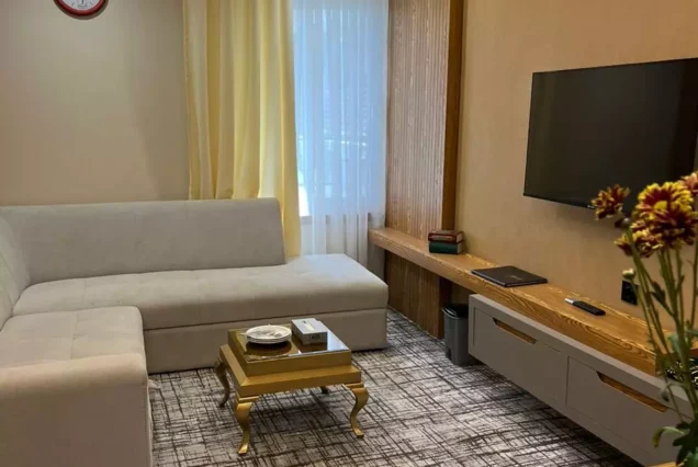 iranhotel-08