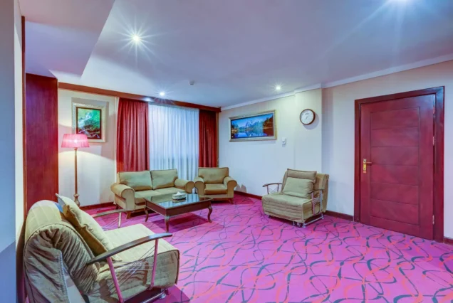 parsishotel-01
